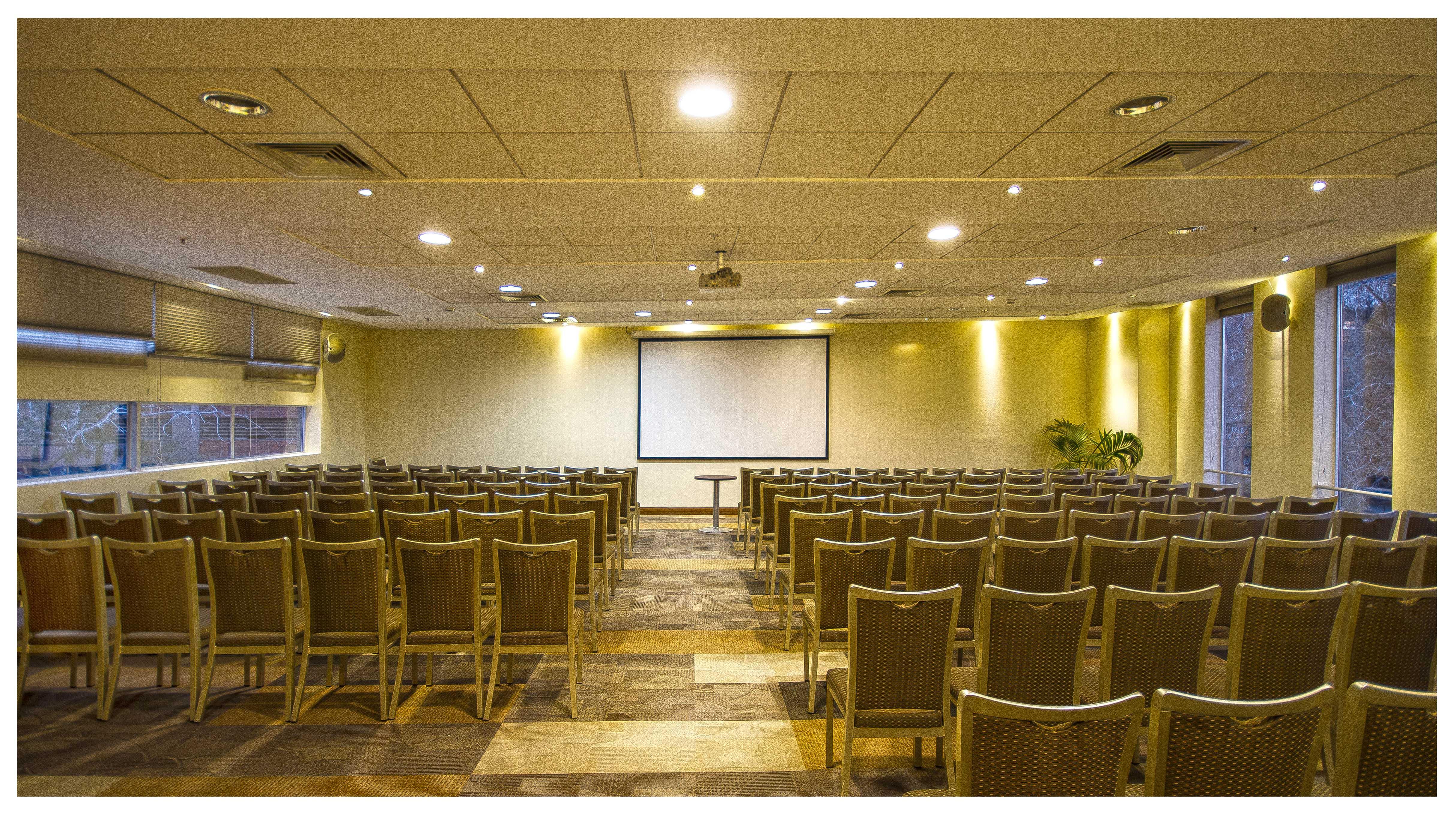 Pullman Santiago El Bosque Hotell Eksteriør bilde The Auditorium
